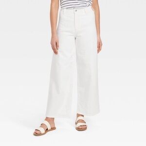 NWT Sz 12 Universal Thread, Women’s White High Rise Sailor Wide Leg Ankle Jeans